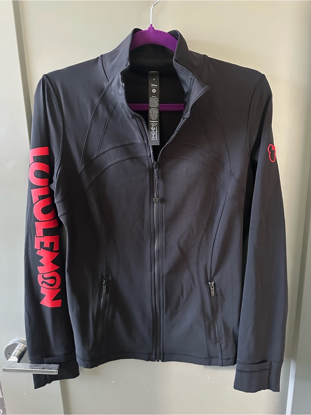 Disney × Lululemon Mickey Mouse Define Jacket Women’s Size 10 NWT